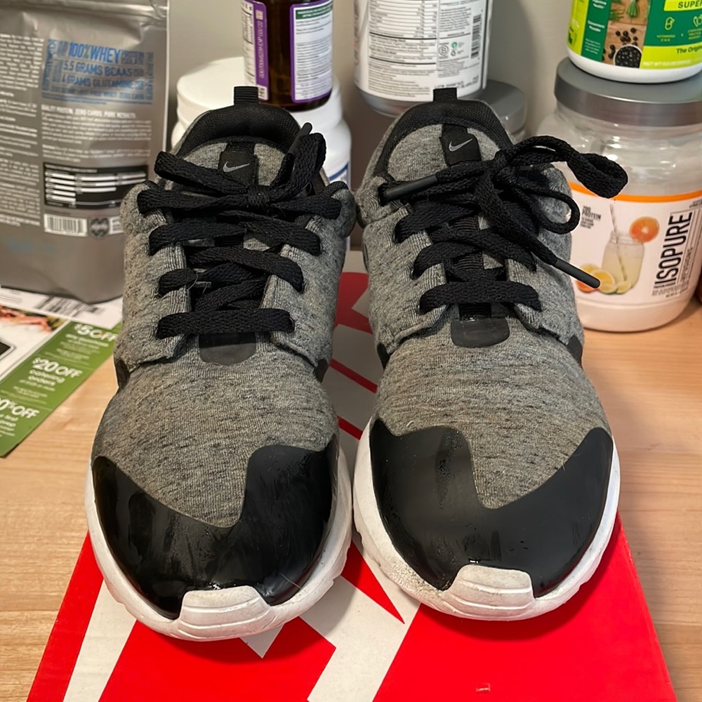 Nine Roshe nm tp